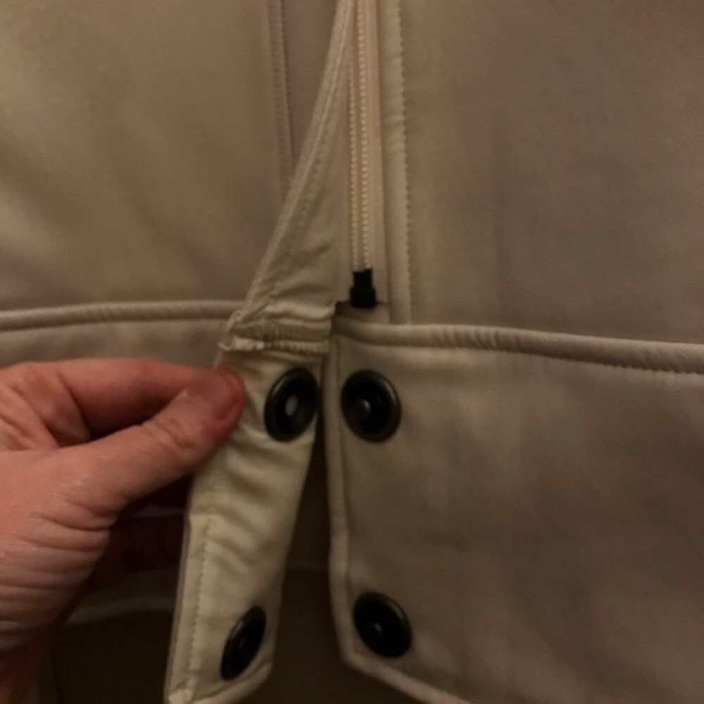 Woolrich Winter White Cream Vest with Fur Collar Collar L - Picture 6 of 12
